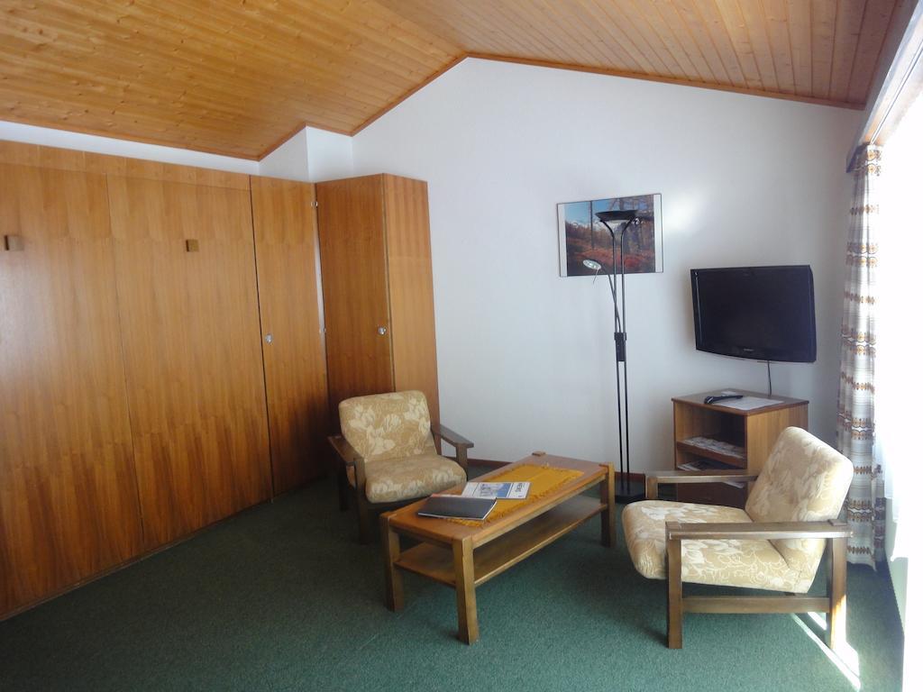 Adular Apartment Saas-Fee Room photo